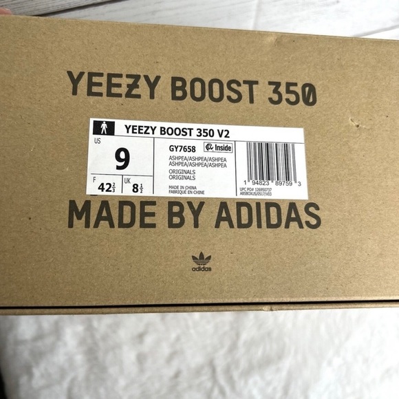 Yeezy Boost 350 V2 “Ash Pearl Size 9 - Picture 13 of 15